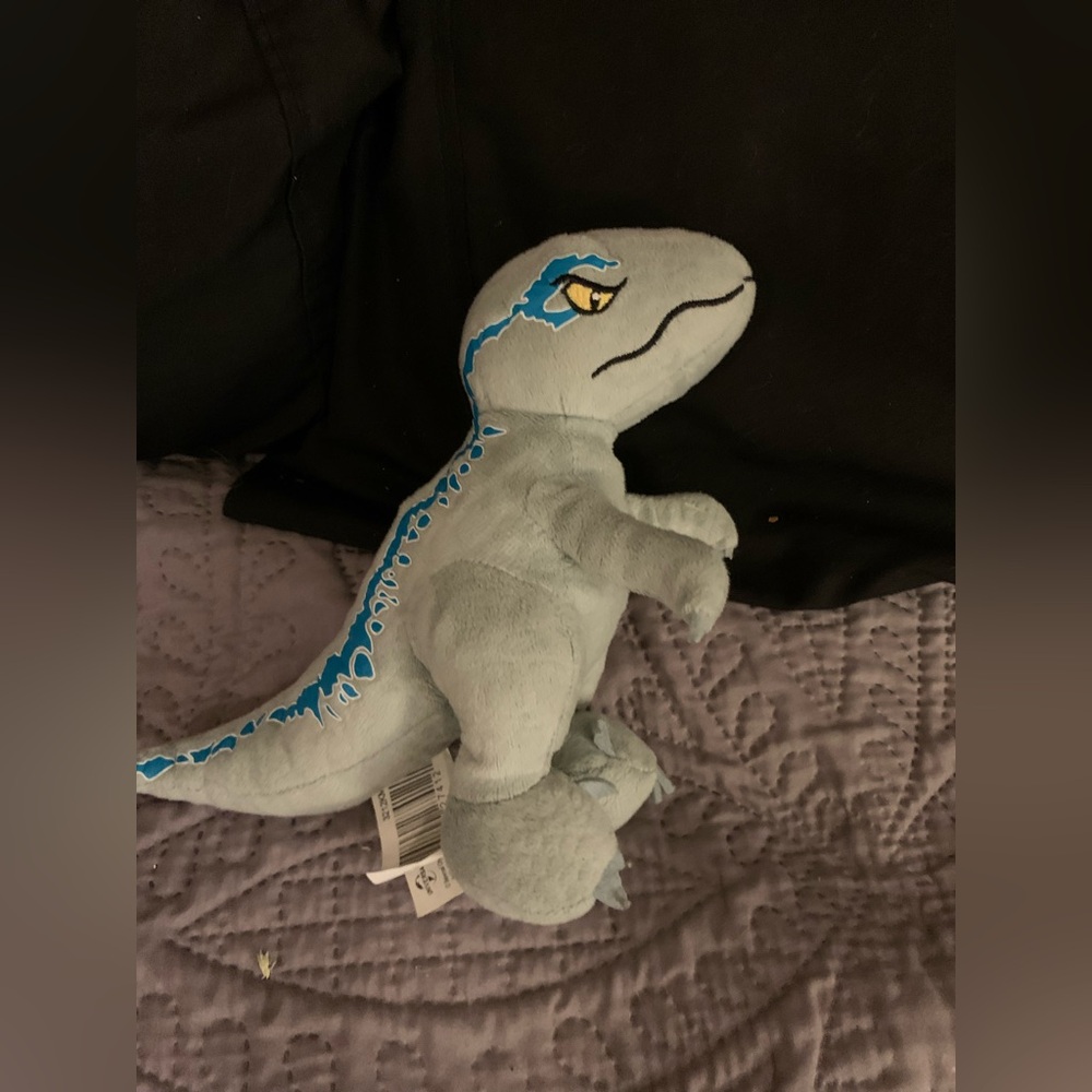Jurassic World plush bundle - Picture 3 of 15